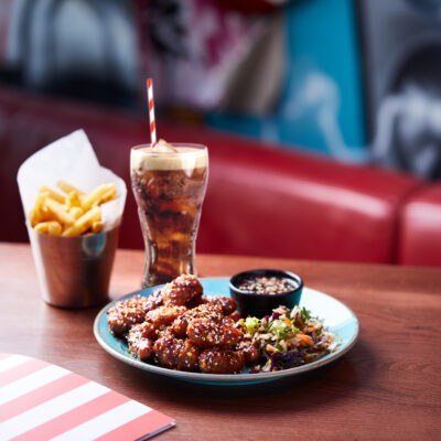 Tuck in for £10 and free bubbly for your mum! | Silverburn Shopping Centre